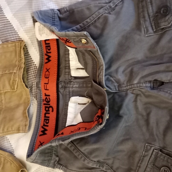 Wrangler Flex Cargo Shorts Size 6 Tan & Gray Bundle Set - Picture 3 of 7